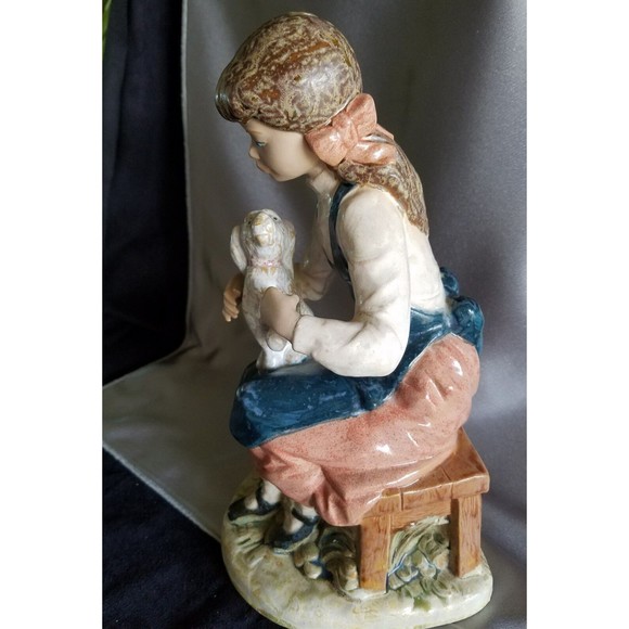 NADAL FIGURINE - GIRL WITH DOG L-10-X HAND MADE IN SPAIN 11' tall signed vtg - Picture 4 of 7